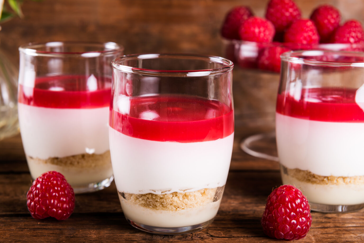 Mousse de Chocolate Branco com Frutas Vermelhas