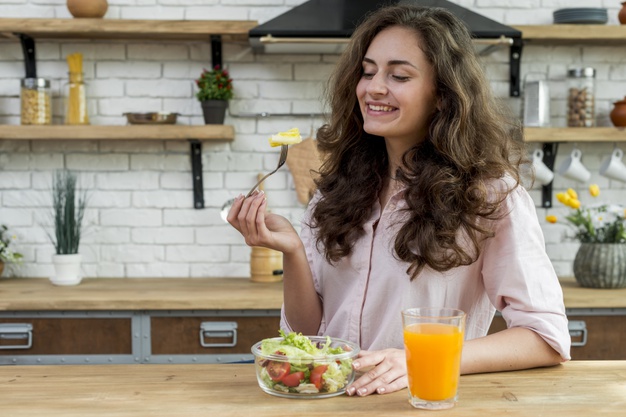 Dicas para priorizar a alimentação no combate ao coronavírus