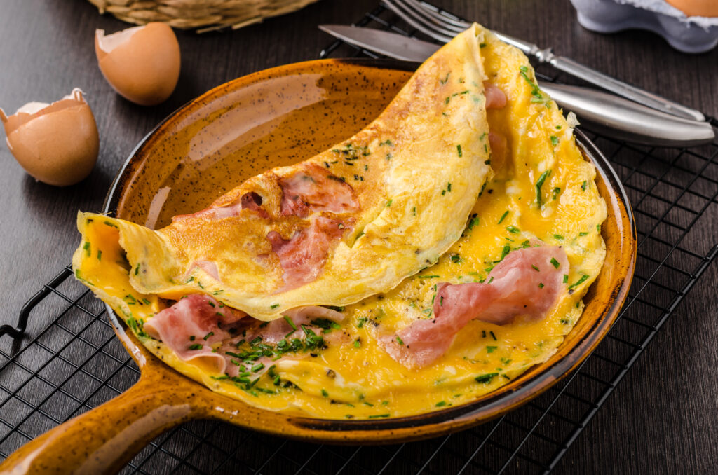 omelete com bacon