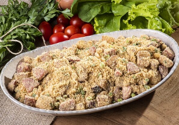Farofa de bacon e linguiça